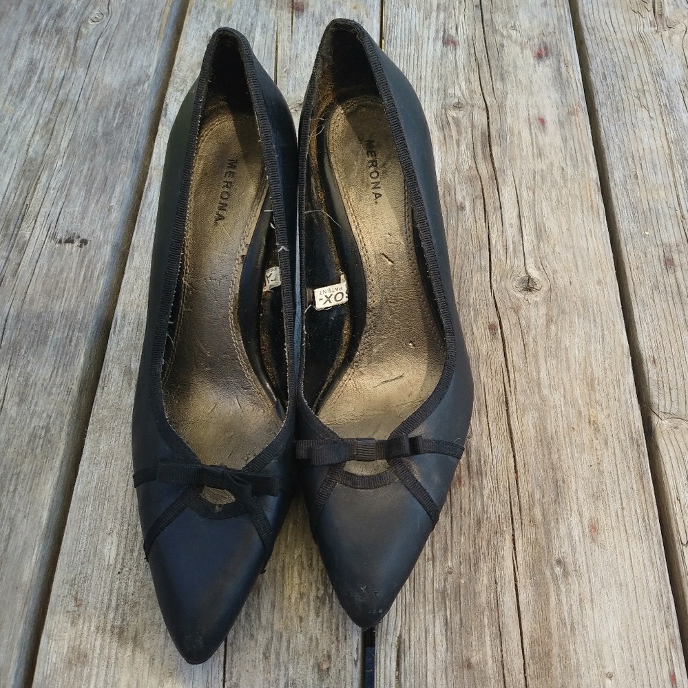 Matte Black Pumps with Fabric Detail